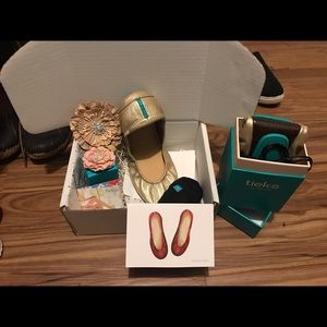 Tieks Metallic Champagne Size 7